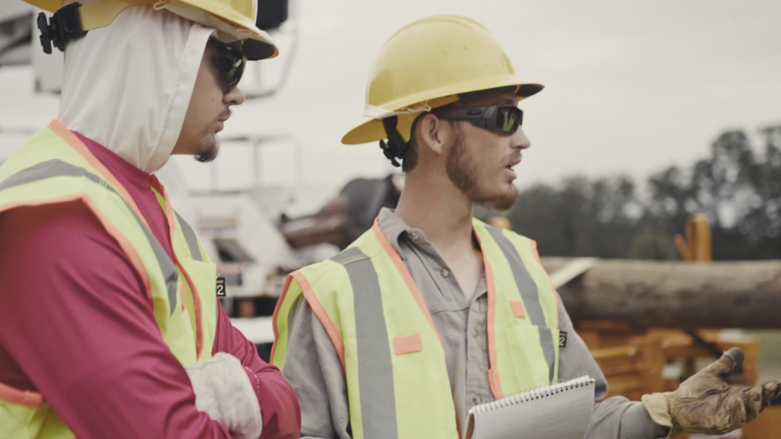 Frame 1261152050 (2)